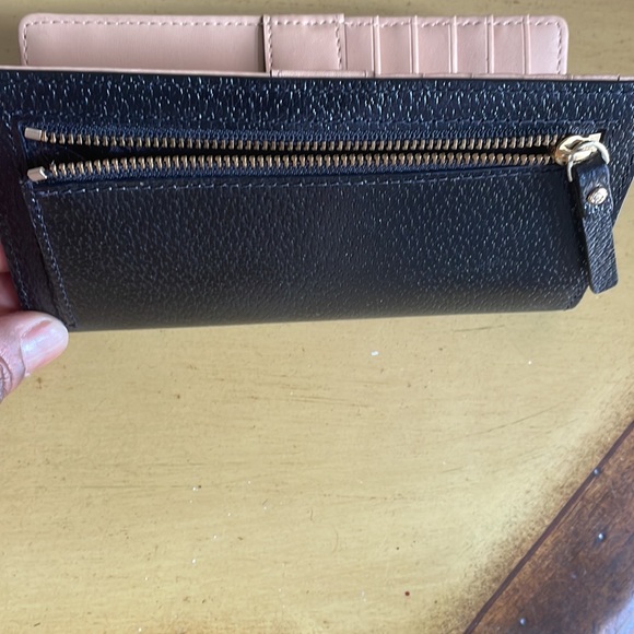 Kate Spade wallet - Picture 7 of 8